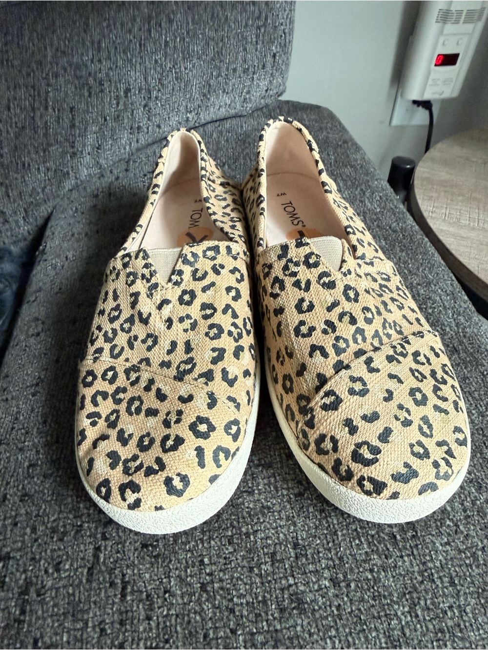 TOMS Womens Leopard Print Flats - Tan/Black Business Casual Sustainable